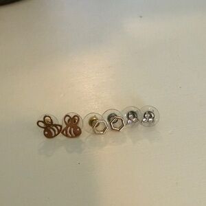 Cute Bee and Honeycomb Stud Earrings Set